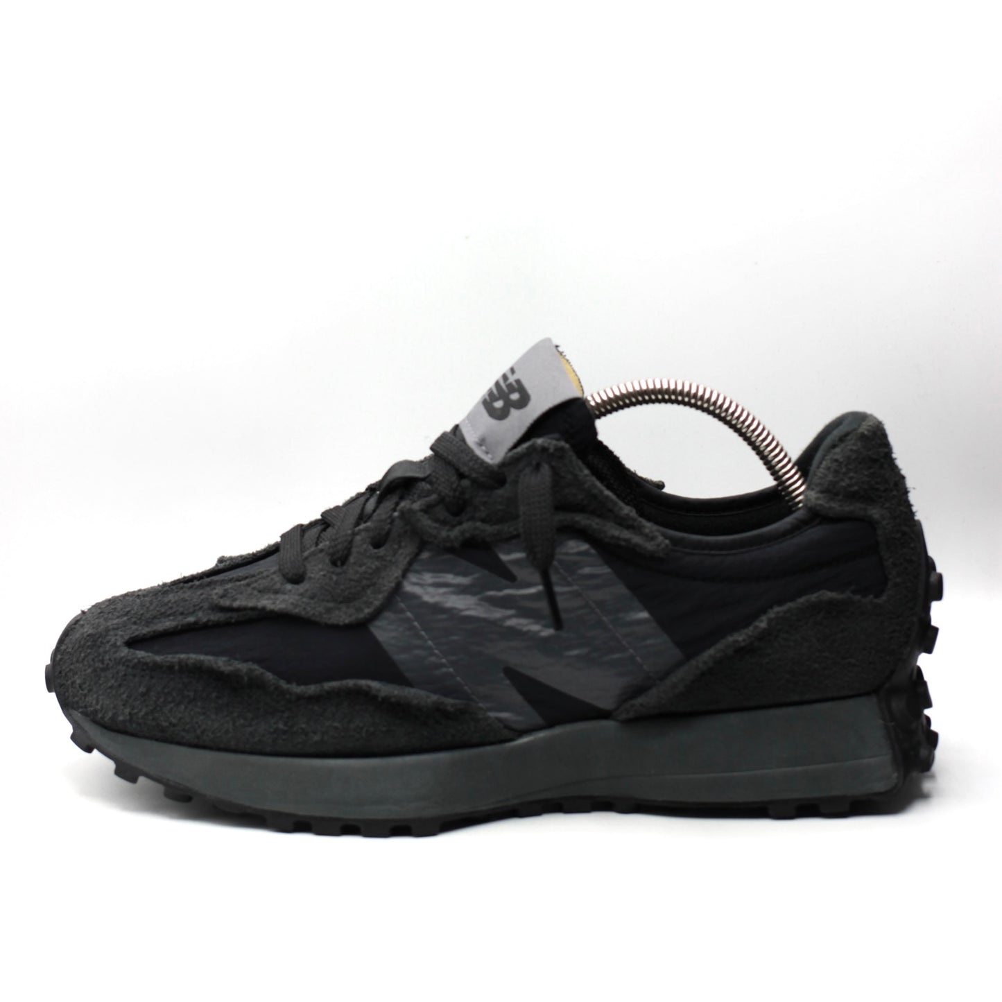 New Balance 327