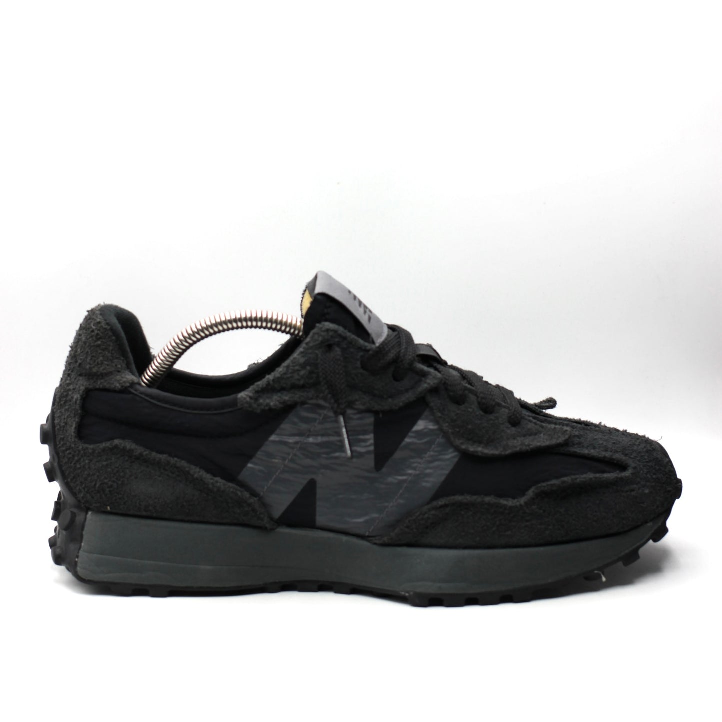 New Balance 327