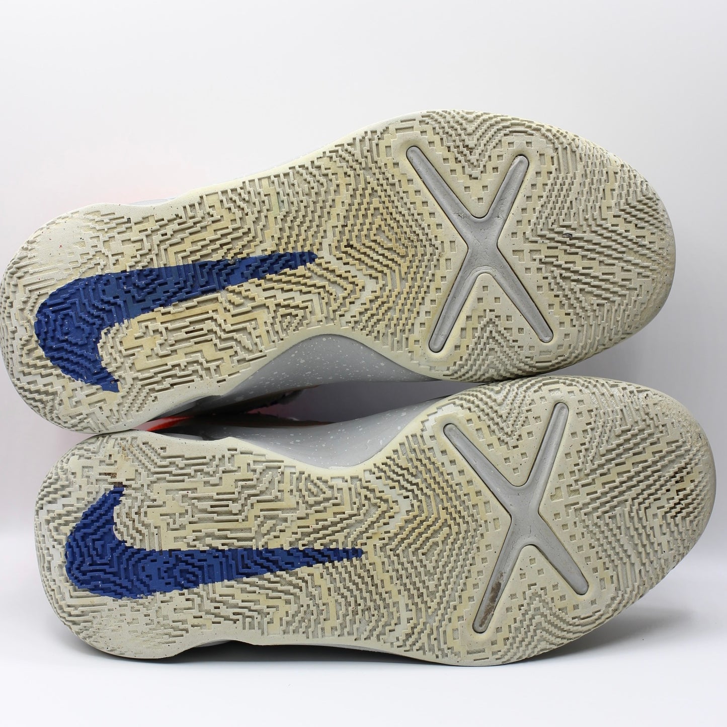 Nike Team Hustle D 10