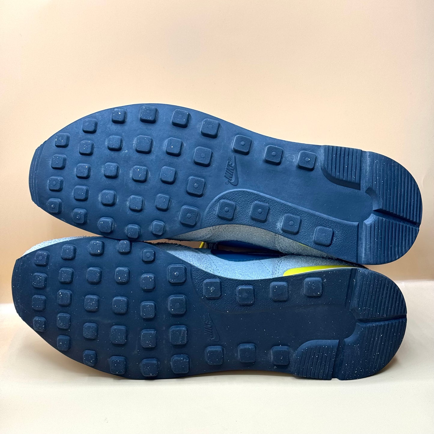 Nike Internationalist