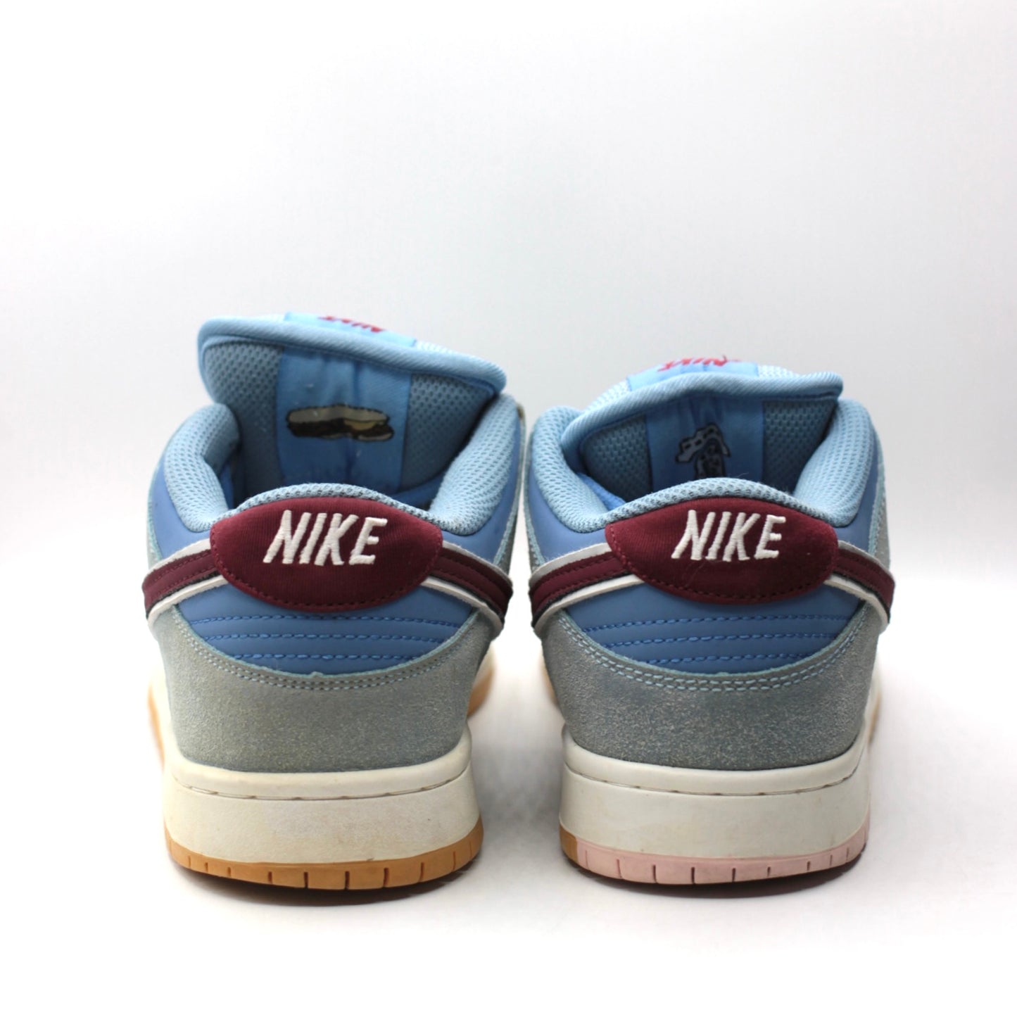 Nike SB Dunk Low Philadelphia Phillies