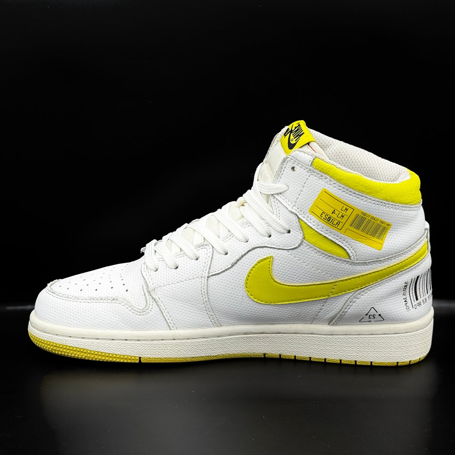 Nike Air Jordan 1 Retro High OG "First Class Flight"