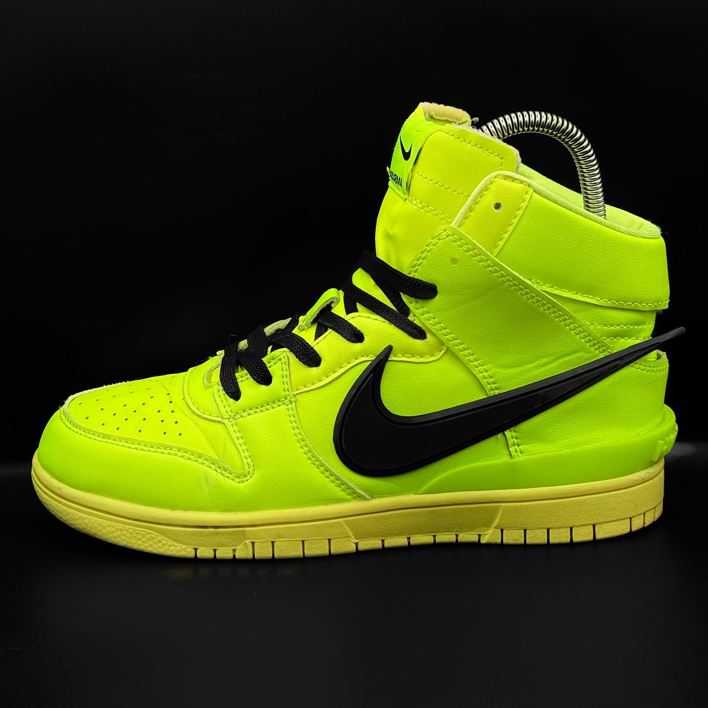 Nike Dunk High x AMBUSH "Flash Lime"
