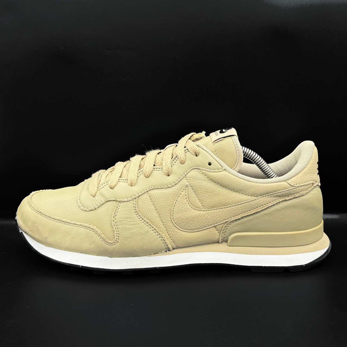 Nike Internationalist
