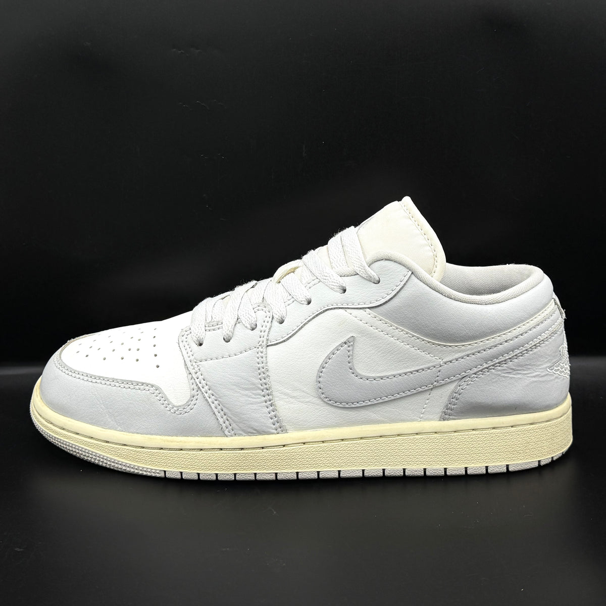 Nike Air Jordan 1 low 'Coconut Milk Neutral Grey'