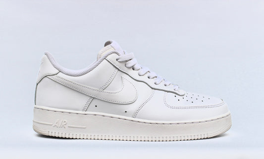 NIKE AIR FORCE 1 (BOXED)