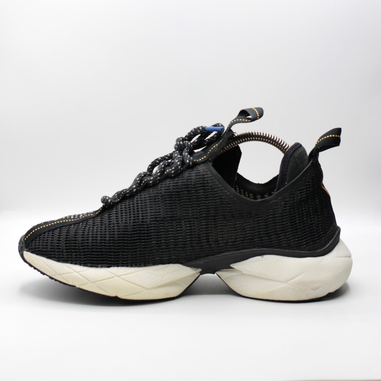 Reebok Fury Floatride (detail video provided)