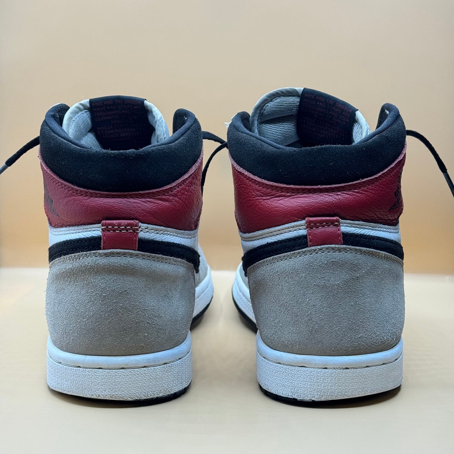 Air Jordan 1 High Smoke Grey