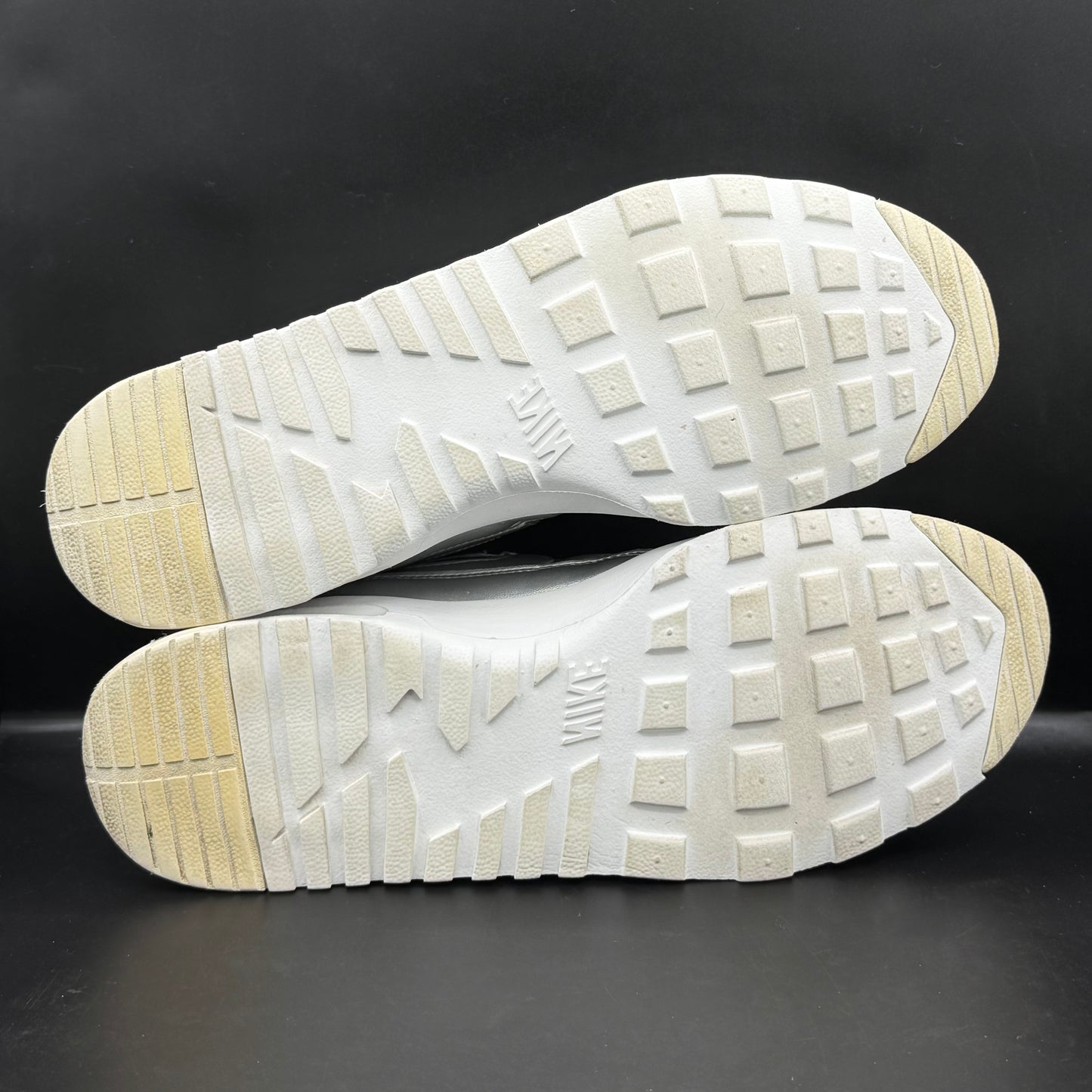Nike Air Max Thea SE 'Metallic Silver'