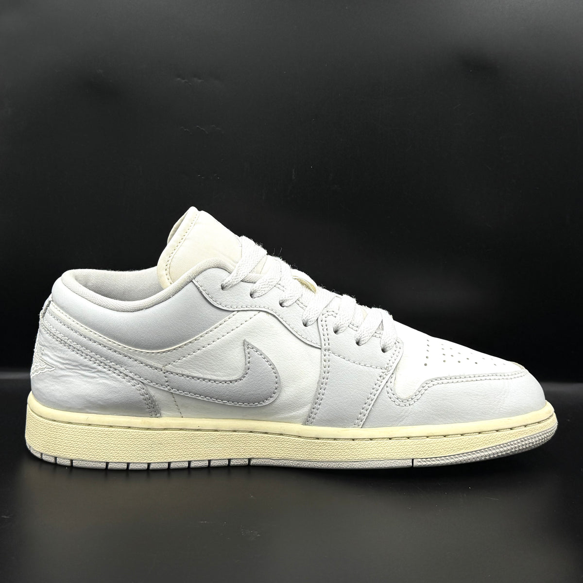 Nike Air Jordan 1 low 'Coconut Milk Neutral Grey'