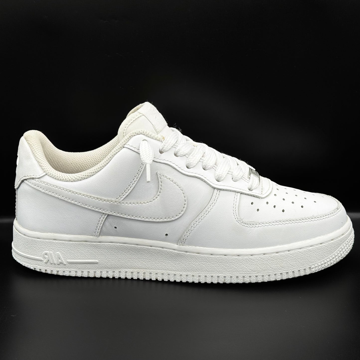 Nike Air Force 1 "Triple White"