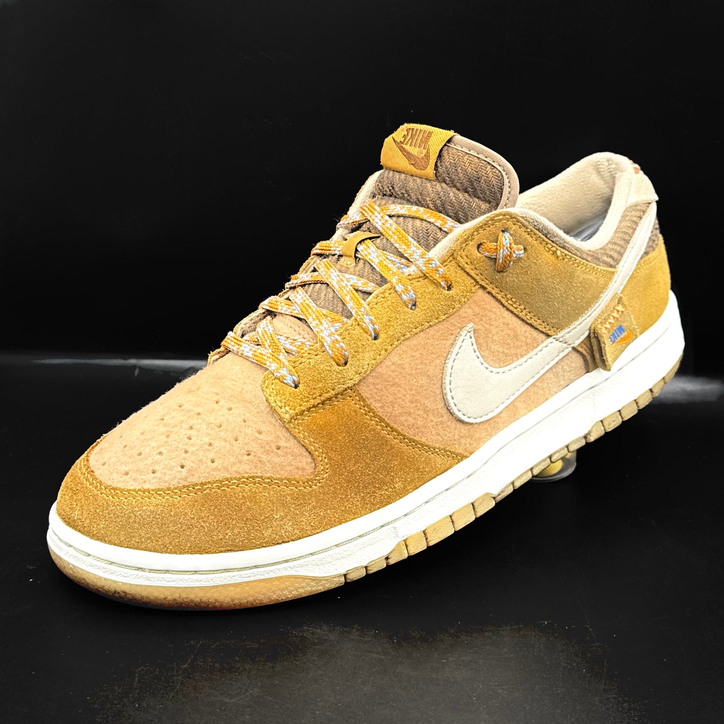 Nike Dunk Low SE "Teddy Bear Praline"