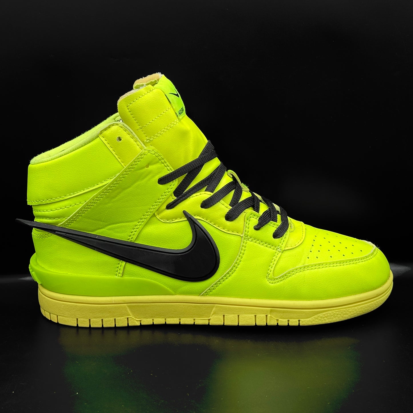 Nike Dunk High x AMBUSH "Flash Lime"