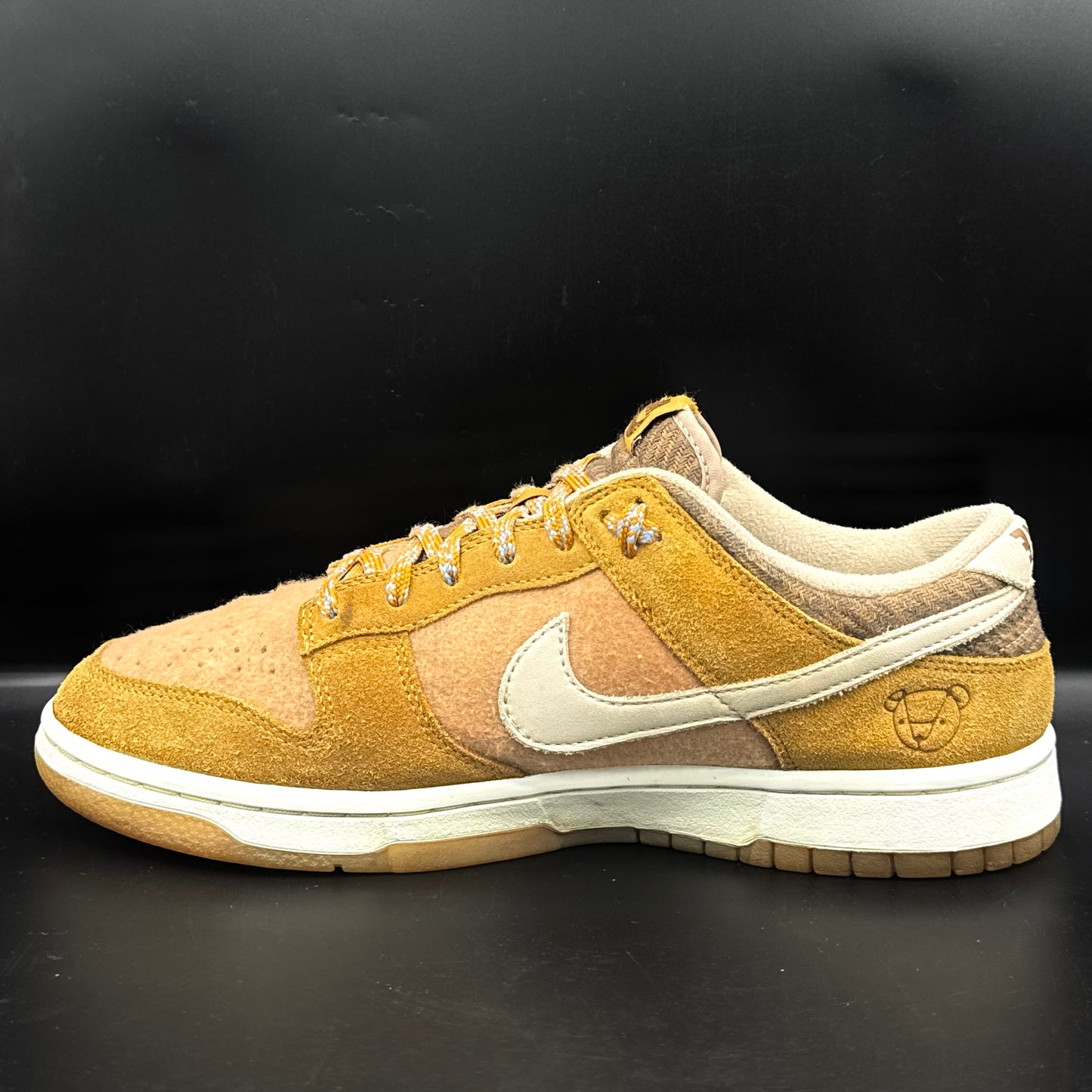 Nike Dunk Low SE "Teddy Bear Praline"