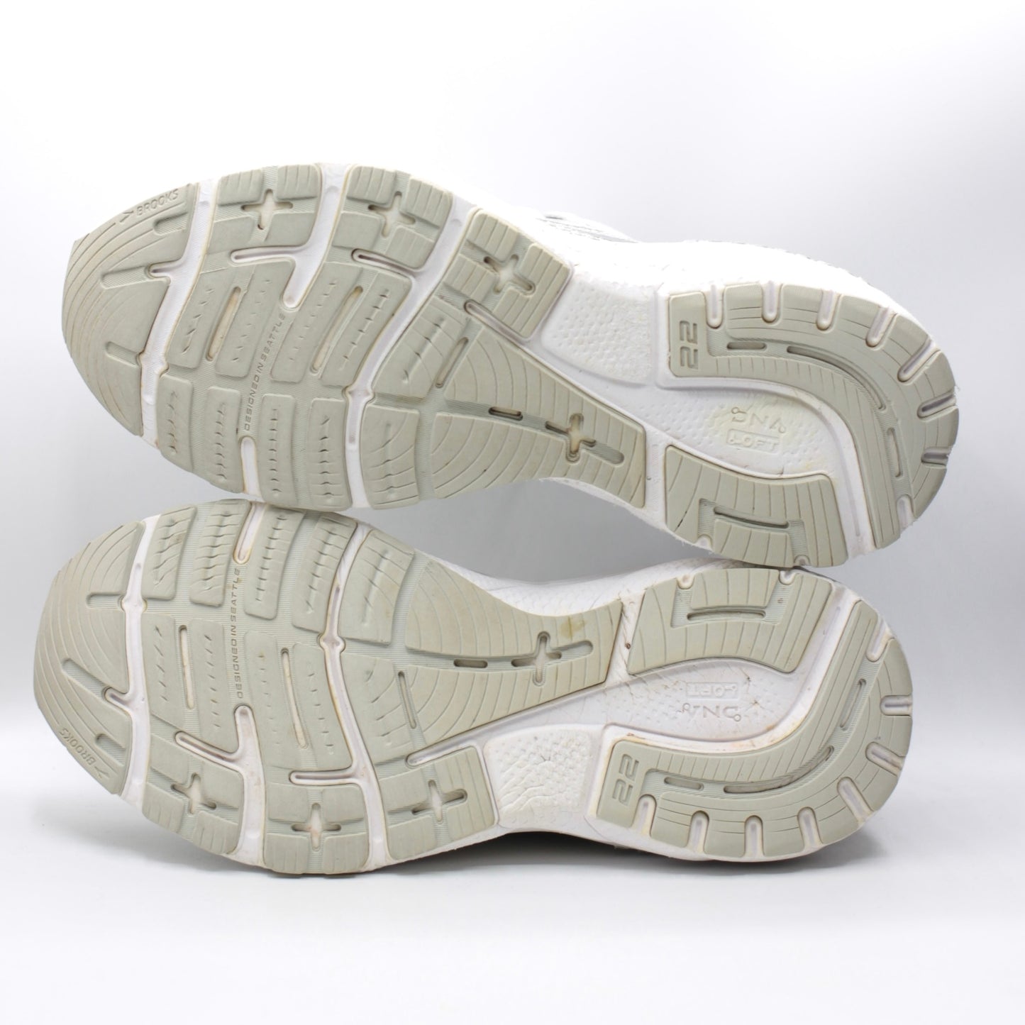 Brooks Adrenaline GTS 22