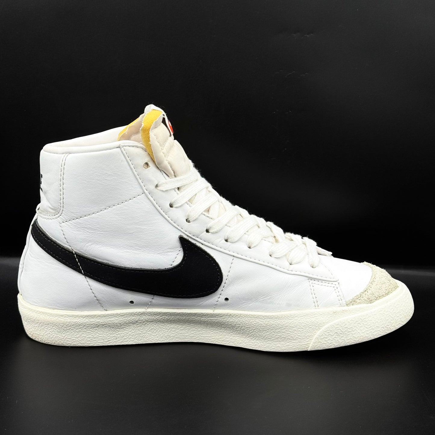 Nike Blazer Mid 77