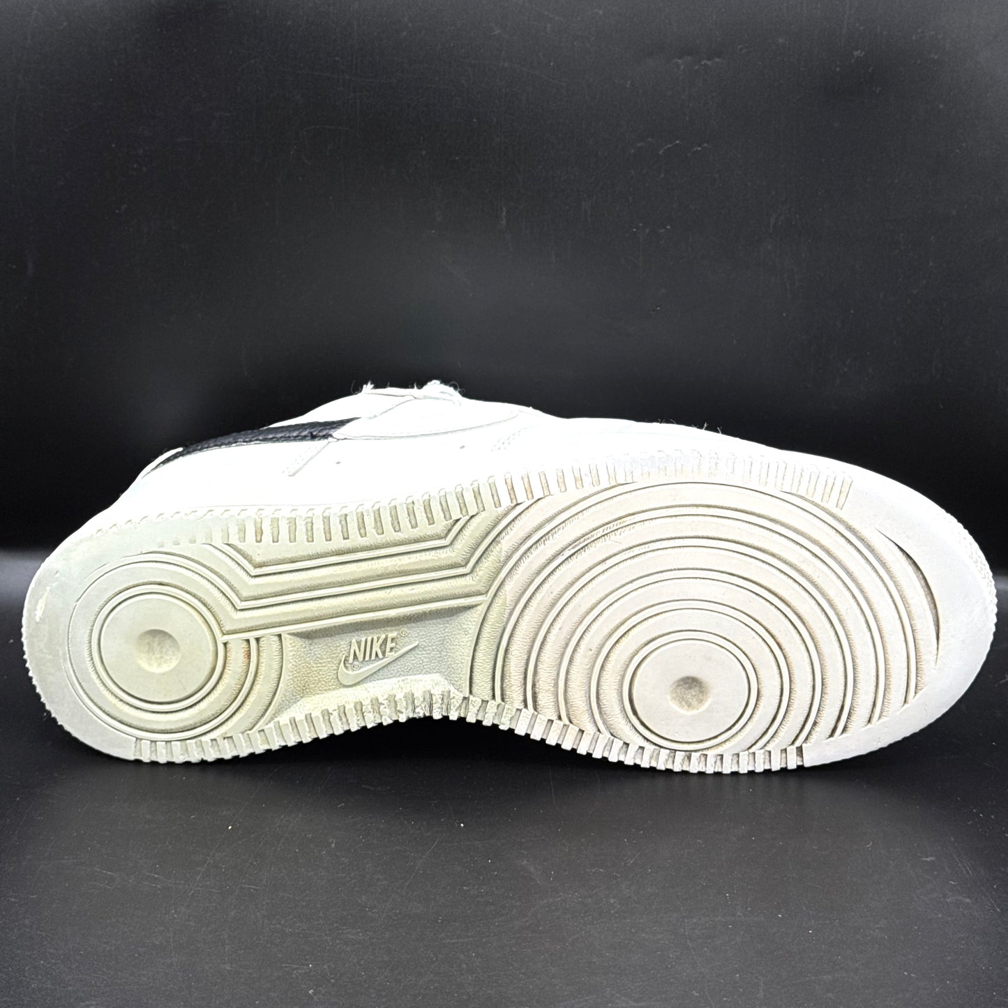 Nike Air Force 1 Low '07 LV8 "Split - Light Silver"