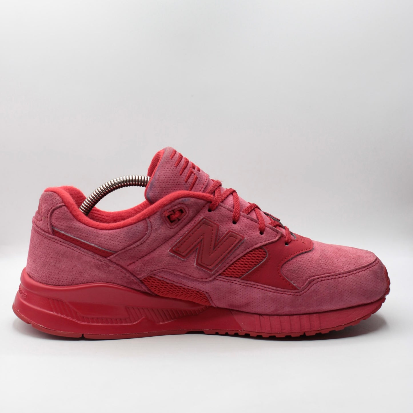 New Balance 530 Triple Red