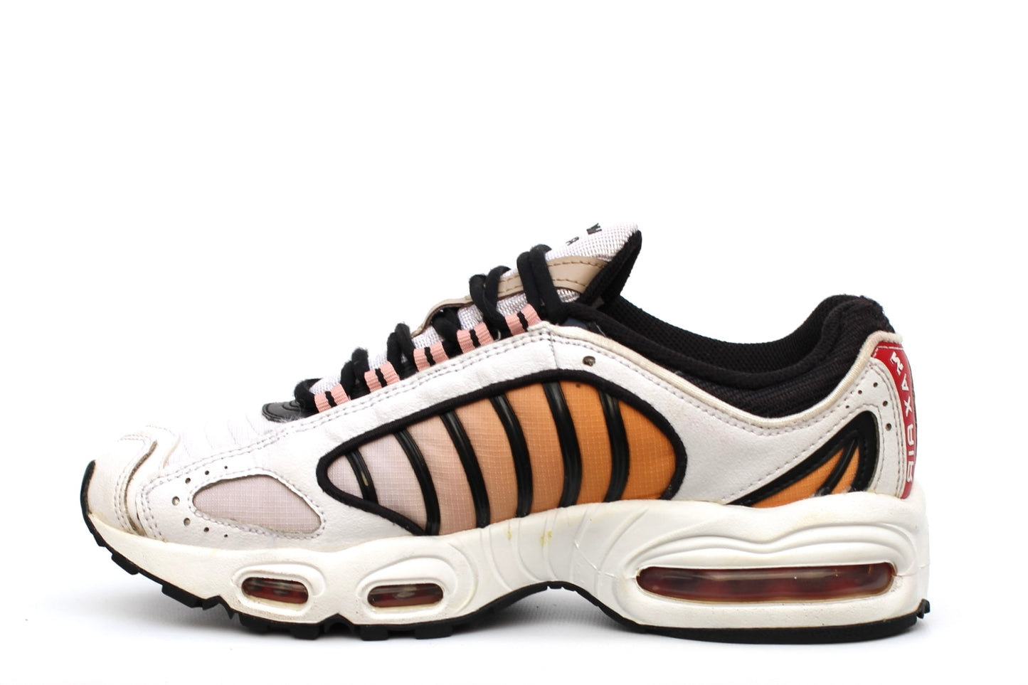 NIKE AIR MAX TAILWIND 4