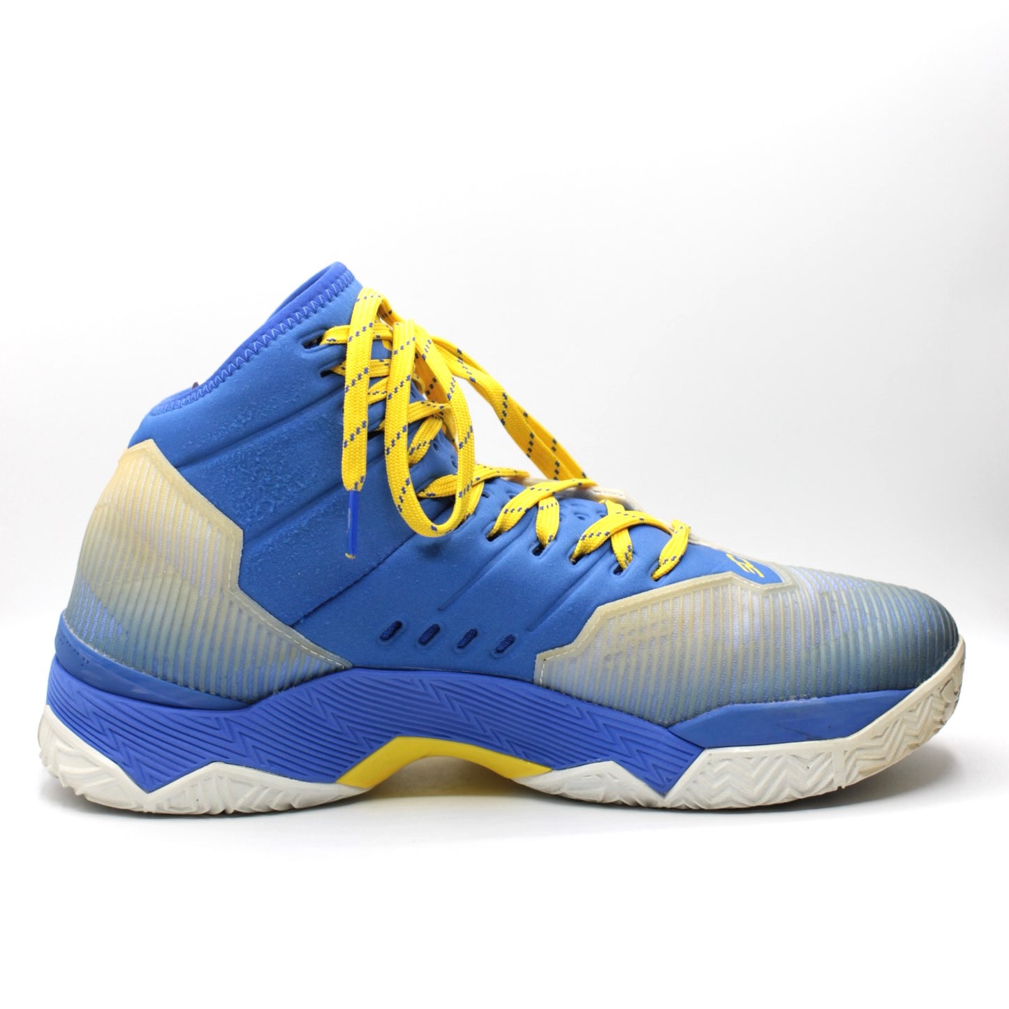 Under Armour Curry 2.5 (Detail video provided)