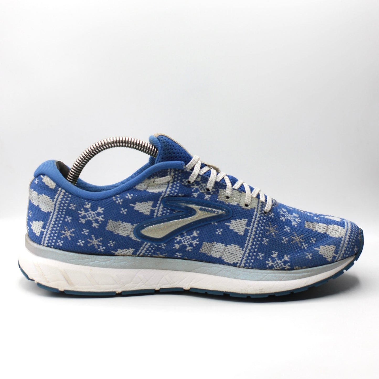 Brooks Revel Merry 3