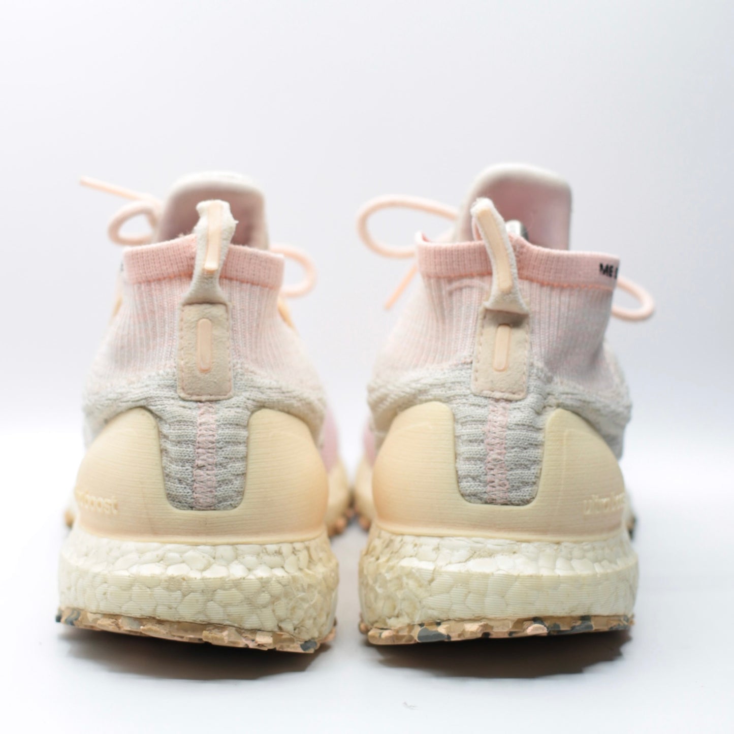 Adidas Ultraboost All Terrain (detailed video provided)