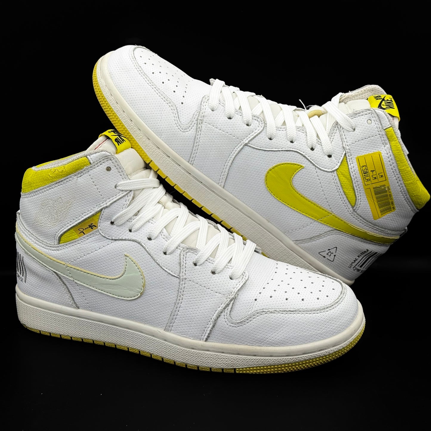 Nike Air Jordan 1 Retro High OG "First Class Flight"