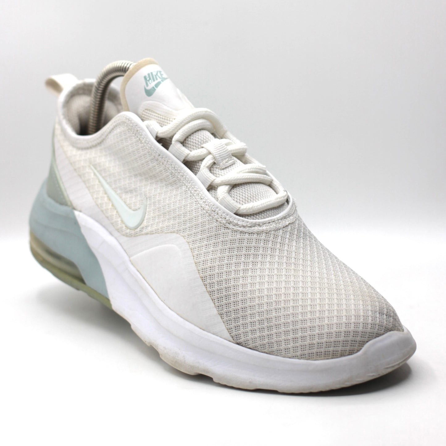 Nike Air Max Motion 2 White