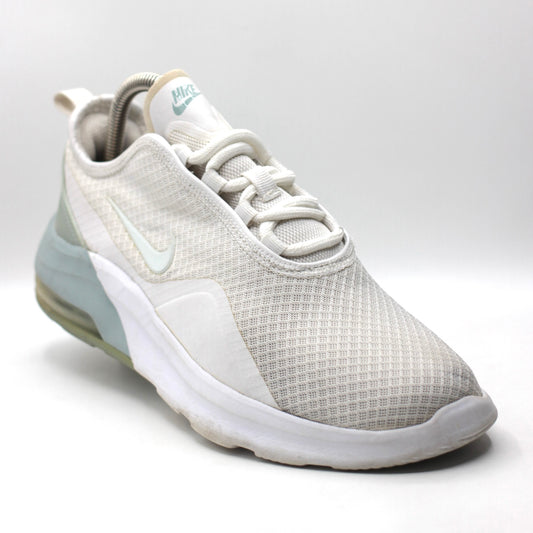 Nike Air Max Motion 2 White
