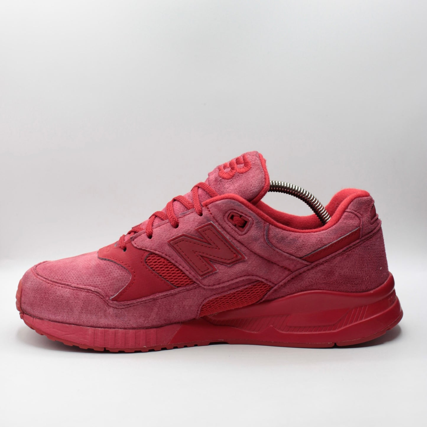 New Balance 530 Triple Red