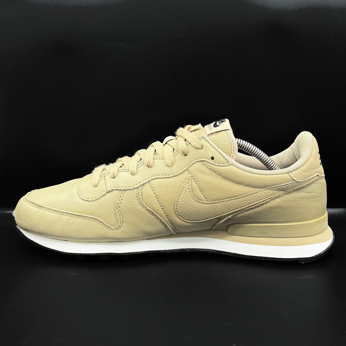 Nike Internationalist