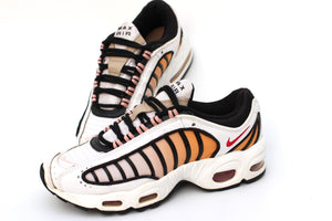 NIKE AIR MAX TAILWIND 4