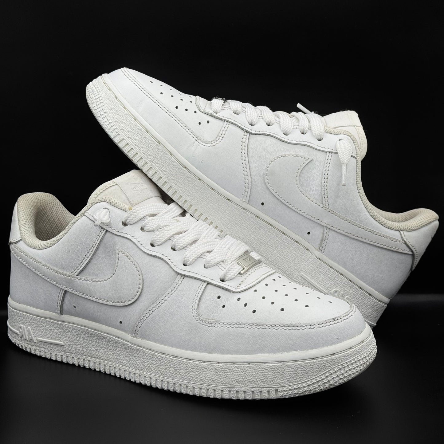 Nike Air Force 1 "Triple White"
