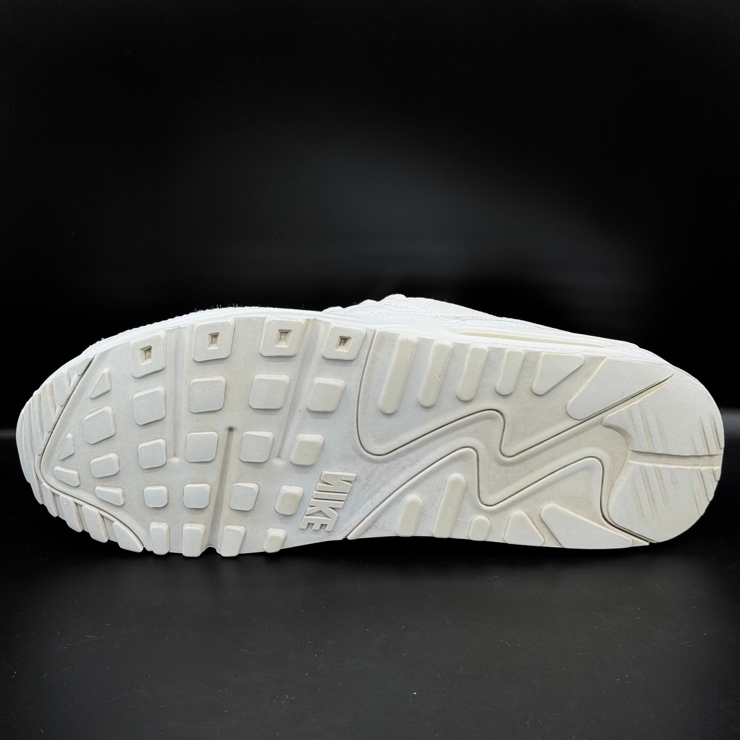 Nike Air Max 90 "Triple White"