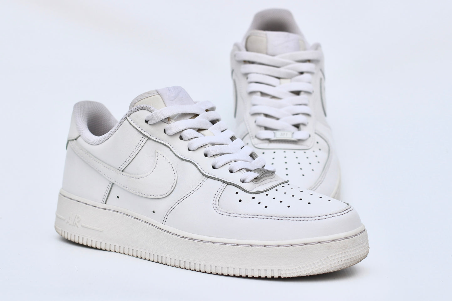 NIKE AIR FORCE 1 (BOXED)