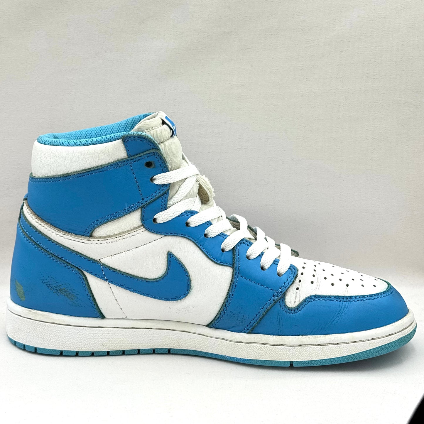 Nike Air Jordan 1 high UNC Reimagined