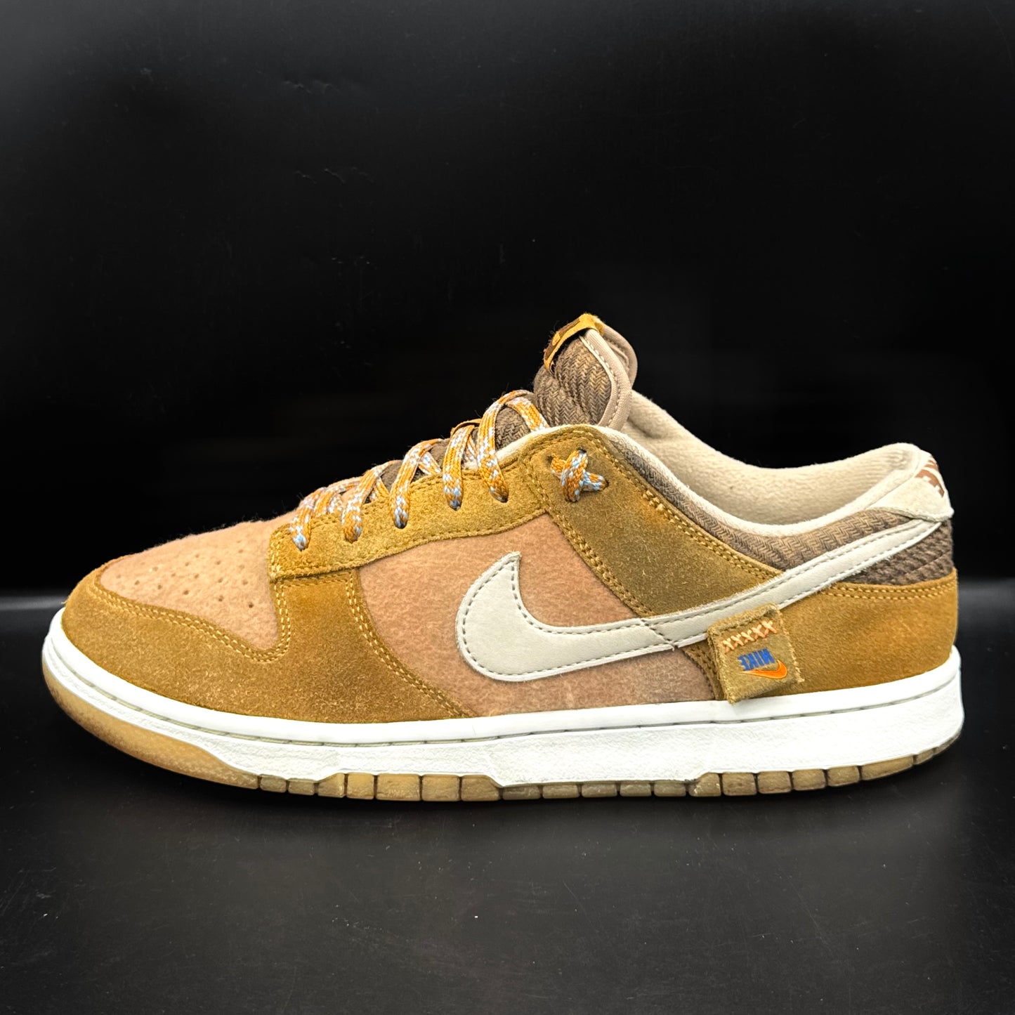 Nike Dunk Low SE "Teddy Bear Praline"