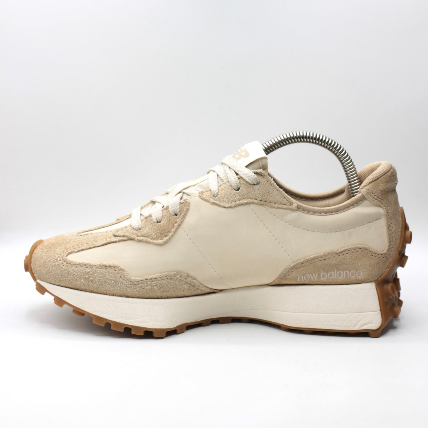 New Balance 327