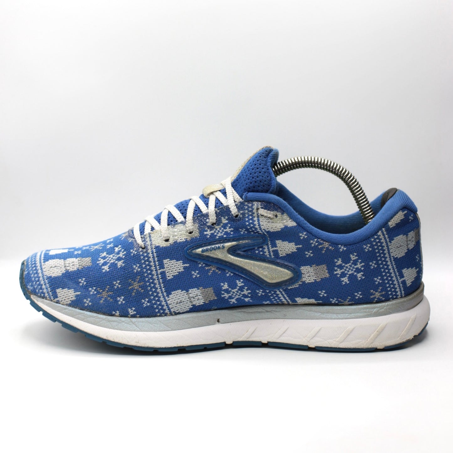 Brooks Revel Merry 3