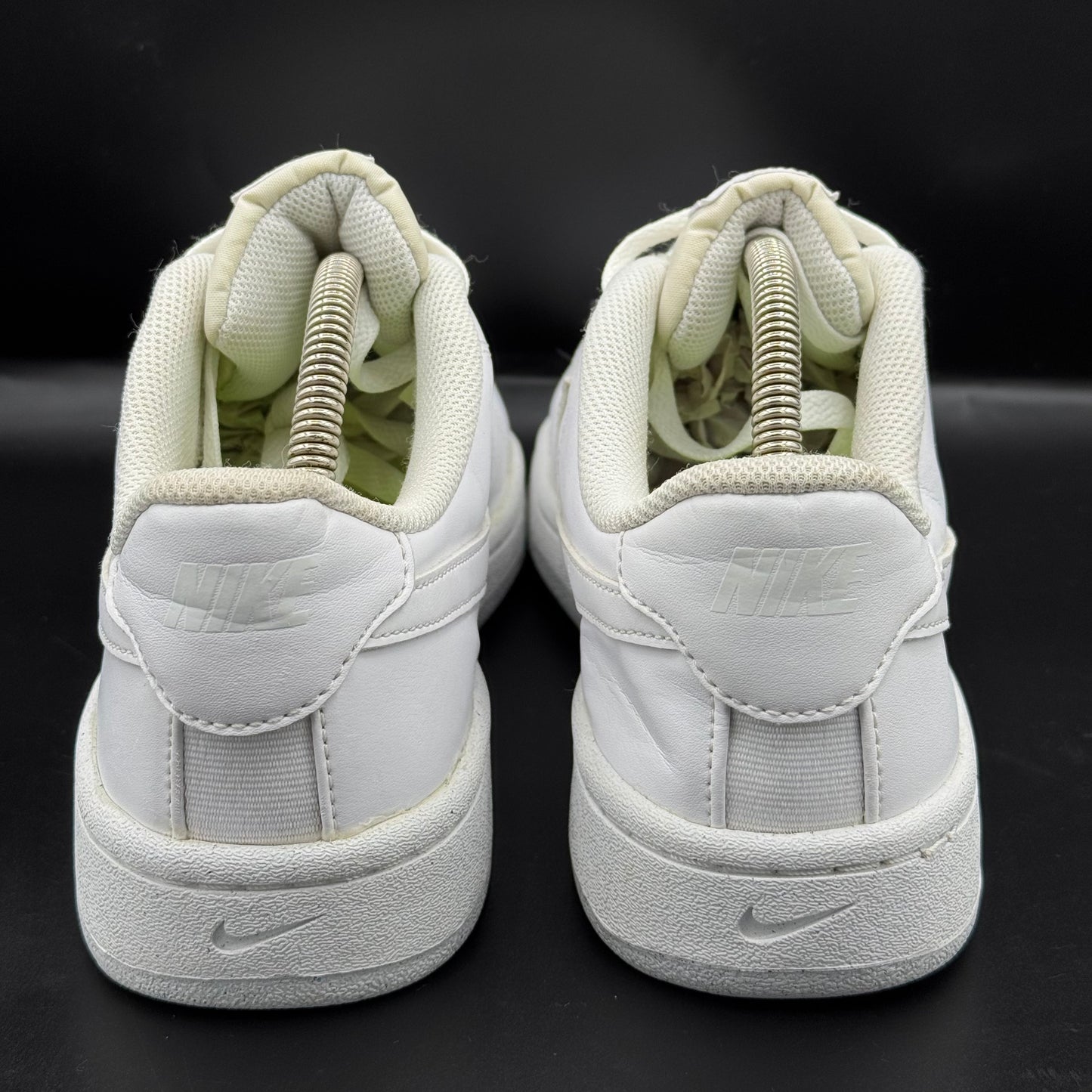 Nike Court Royale 2