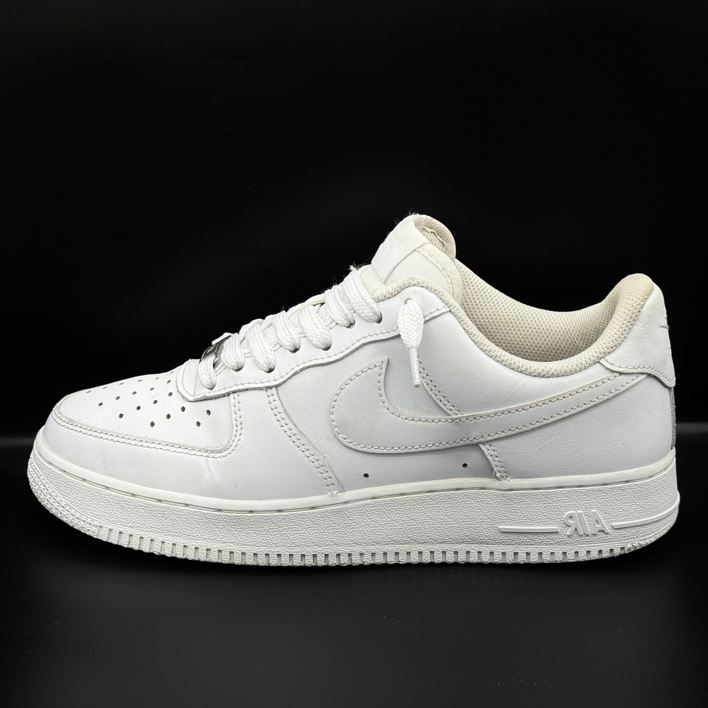 Nike Air Force 1 "Triple White"