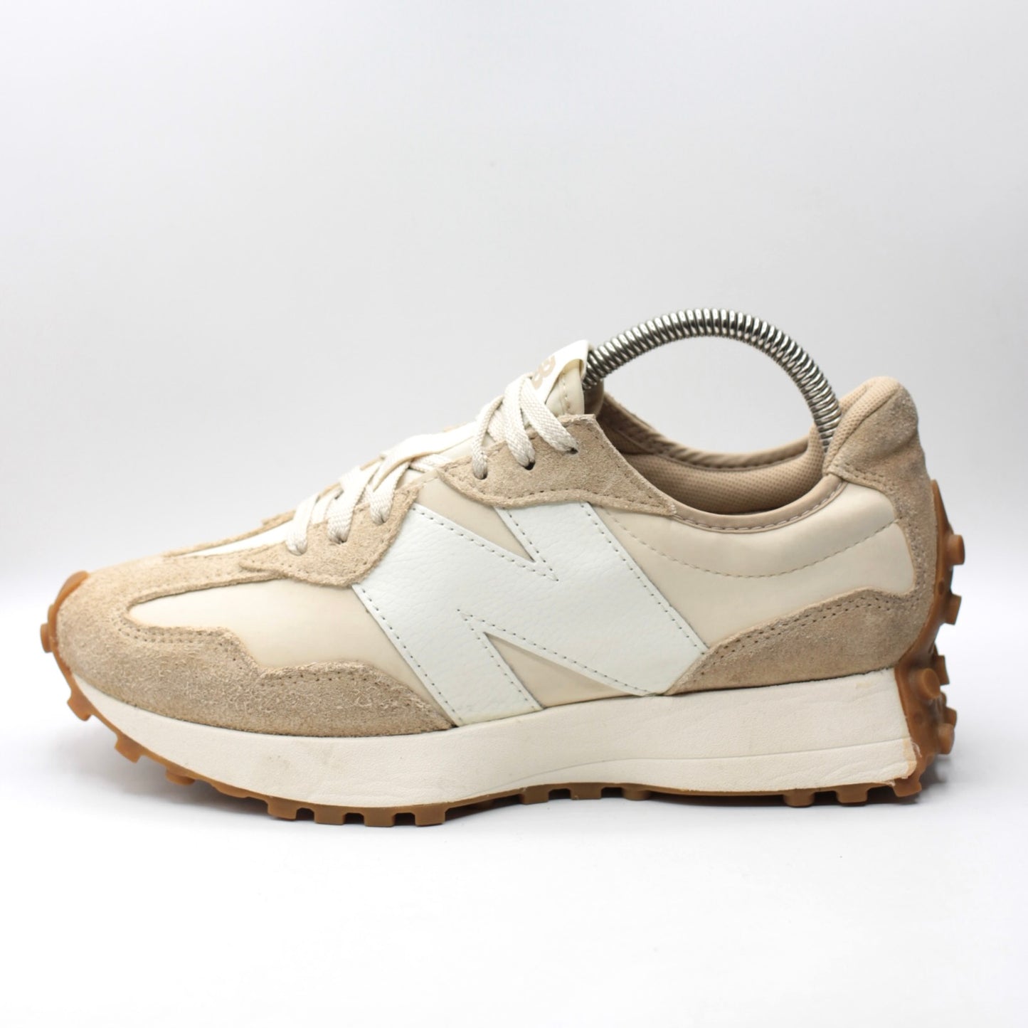New Balance 327