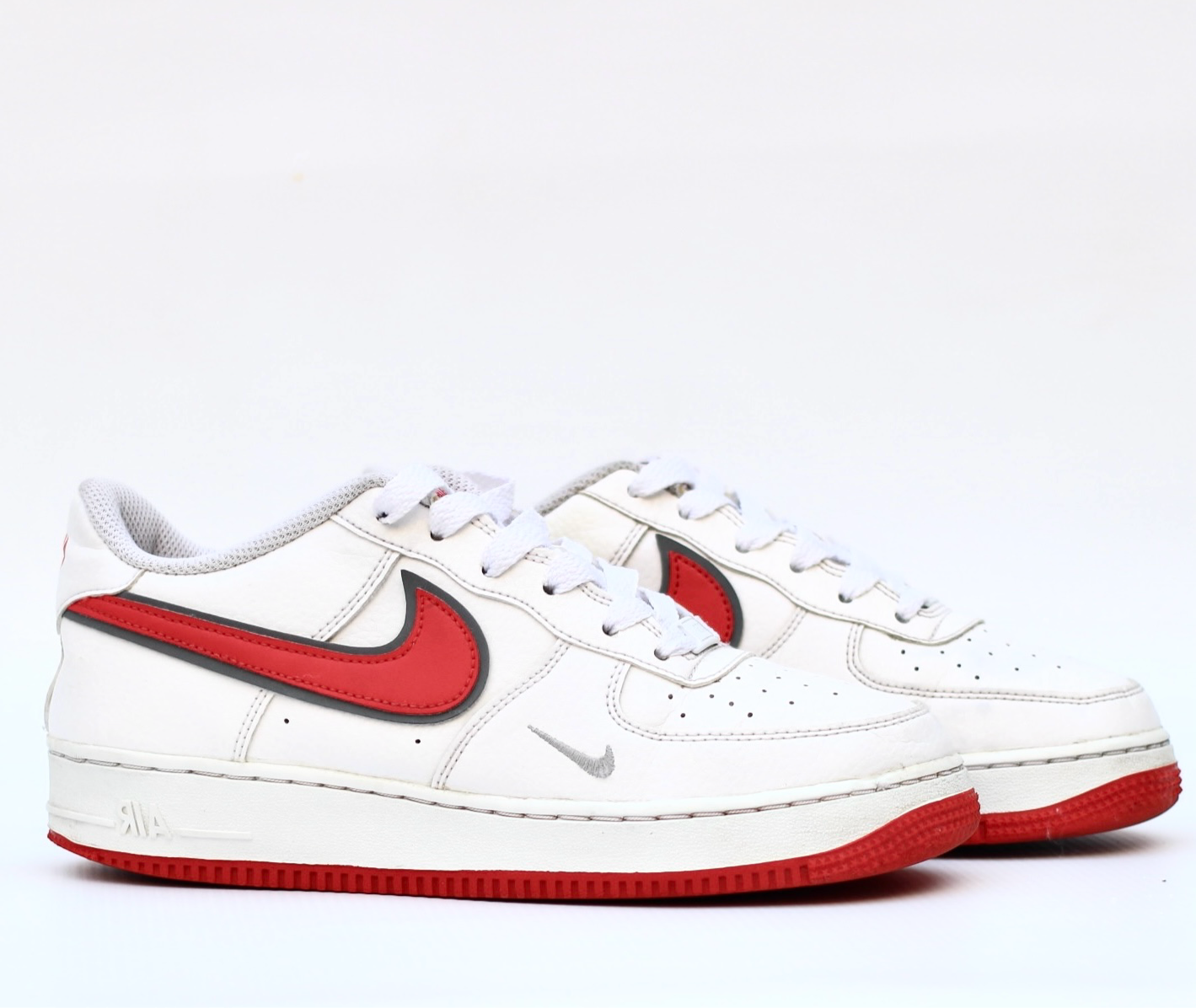 NIKE AIR FORCE 1 WHITE HABANERO