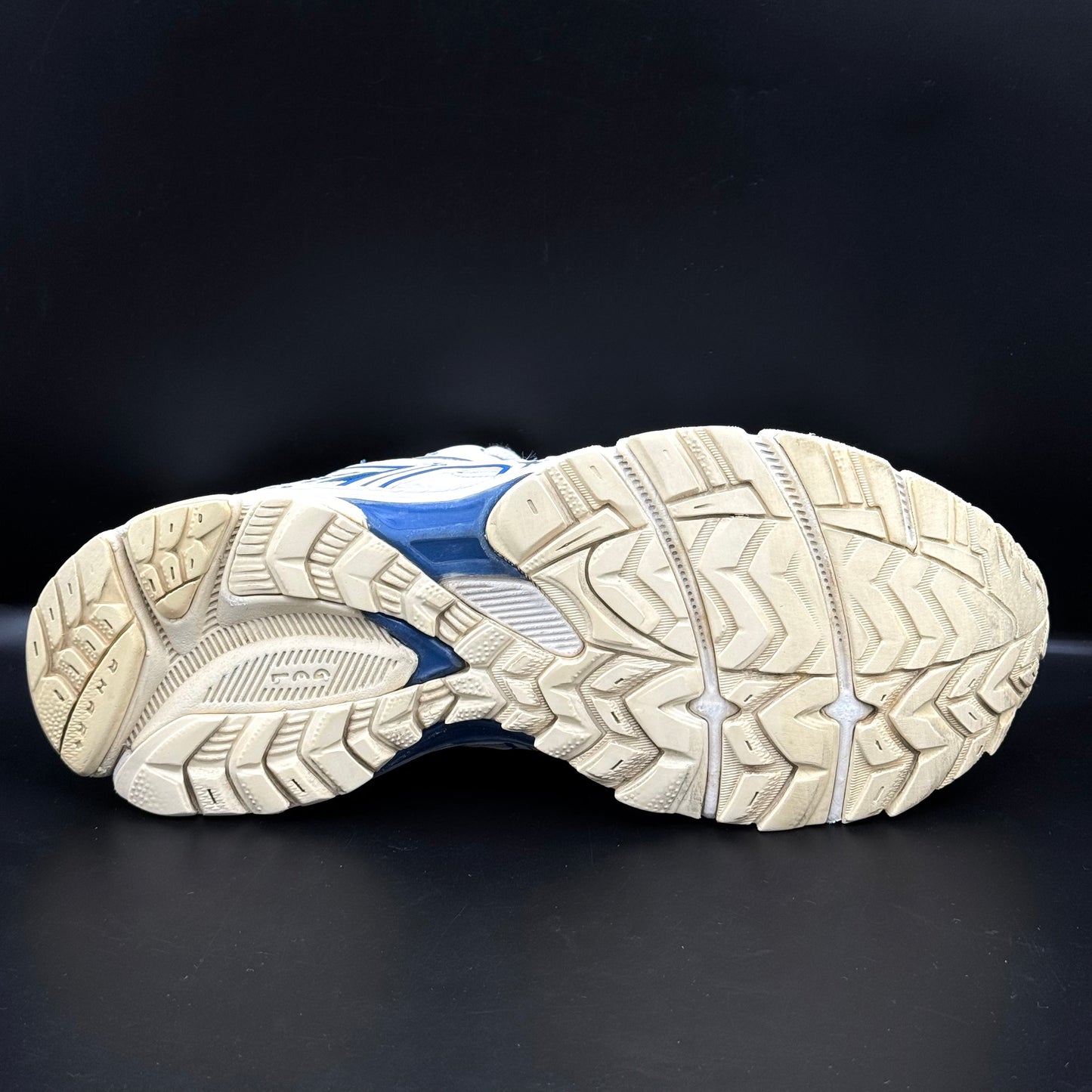 ASICS Gel-Kahana 8